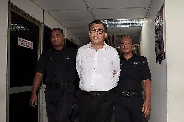 利用虚拟货币资金盘骗走中国人5000亿的假和尚 究竟是何方神圣?插图19 利用虚拟货币资金盘骗走中国人5000亿的假和尚 究竟是何方神圣?